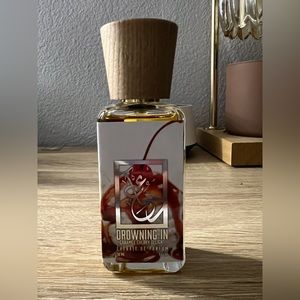 DUA Fragrances Drowning in caramel cherry delight extrait